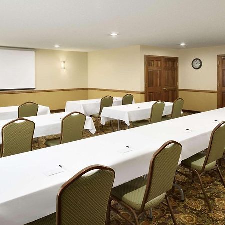 Country Inn & Suites By Radisson, Grinnell, Ia Extérieur photo