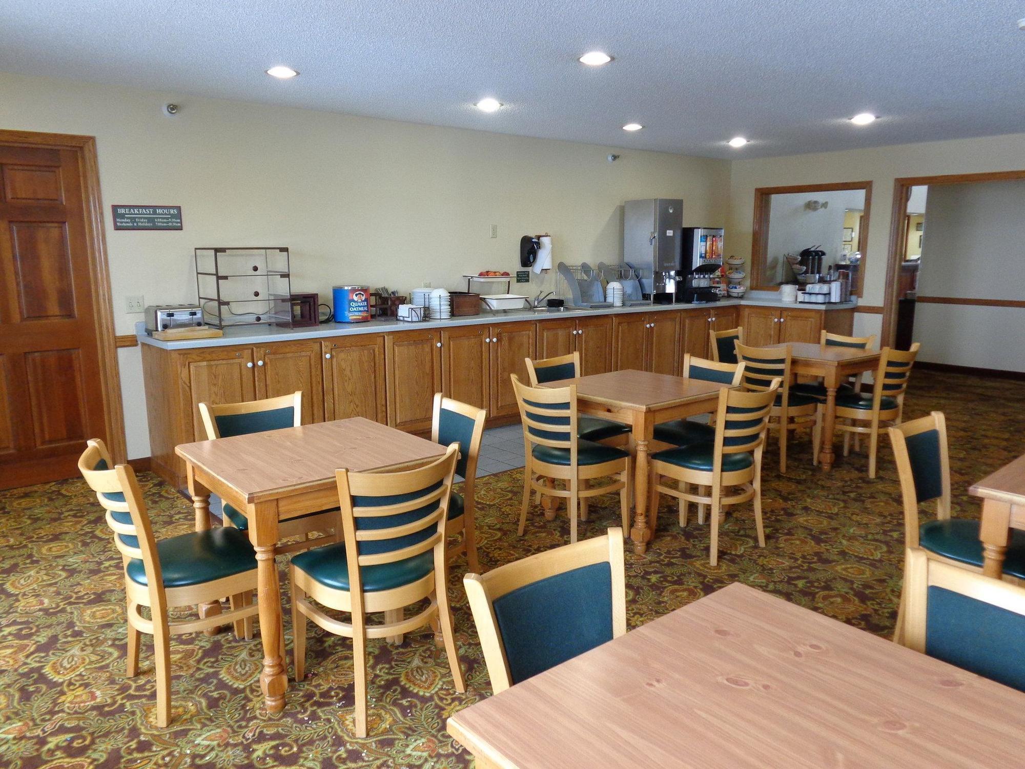 Country Inn & Suites By Radisson, Grinnell, Ia Extérieur photo