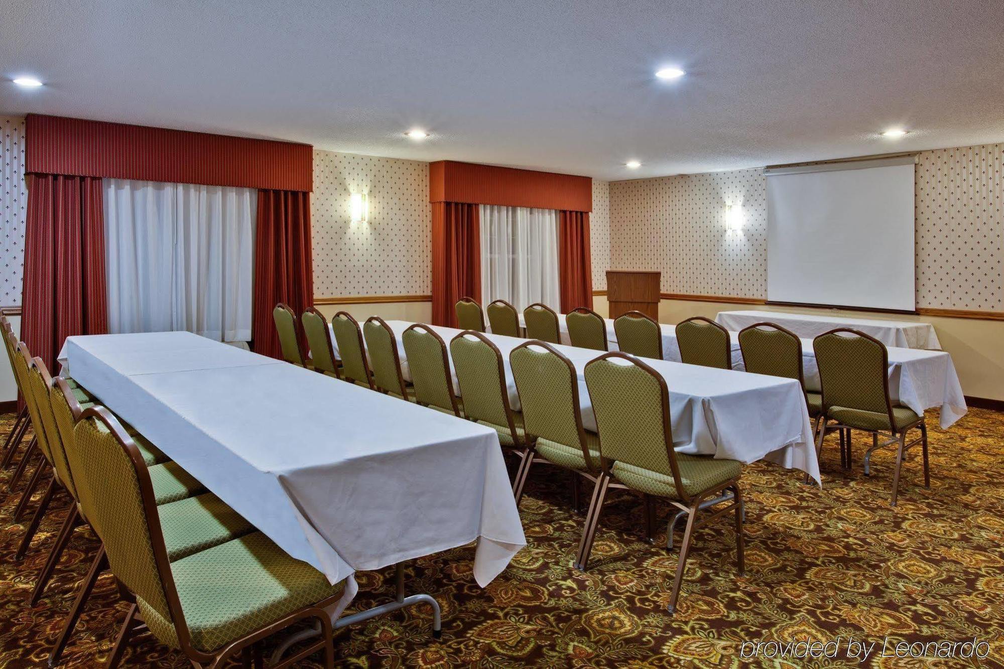 Country Inn & Suites By Radisson, Grinnell, Ia Extérieur photo